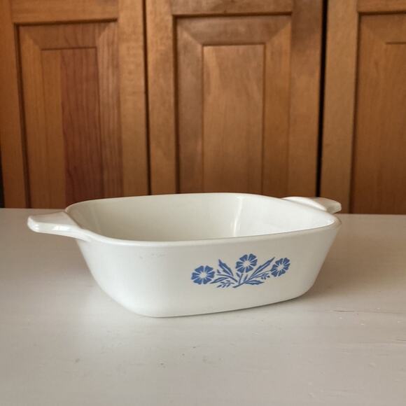 Vintage Corningware “Blue Cornflower” P-41 Petite Pan - Picture 4 of 8